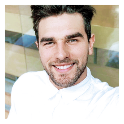 Lucas Bernab&eacute; Verstraeten, Characters&reg;