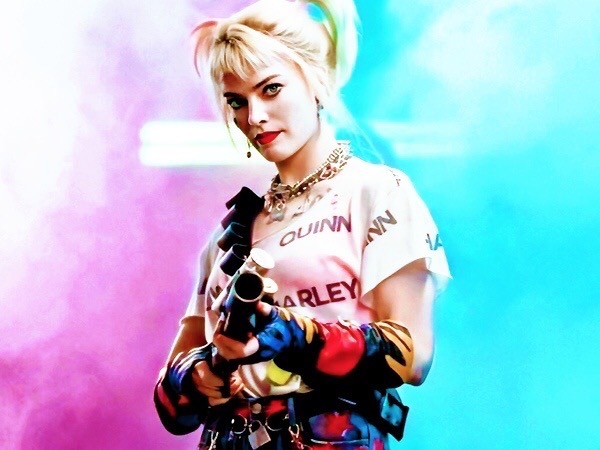 bombshell queen.