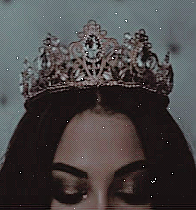 ▹ hoɯ &alpha; re&alpha;l queen beh&alpha;ves 