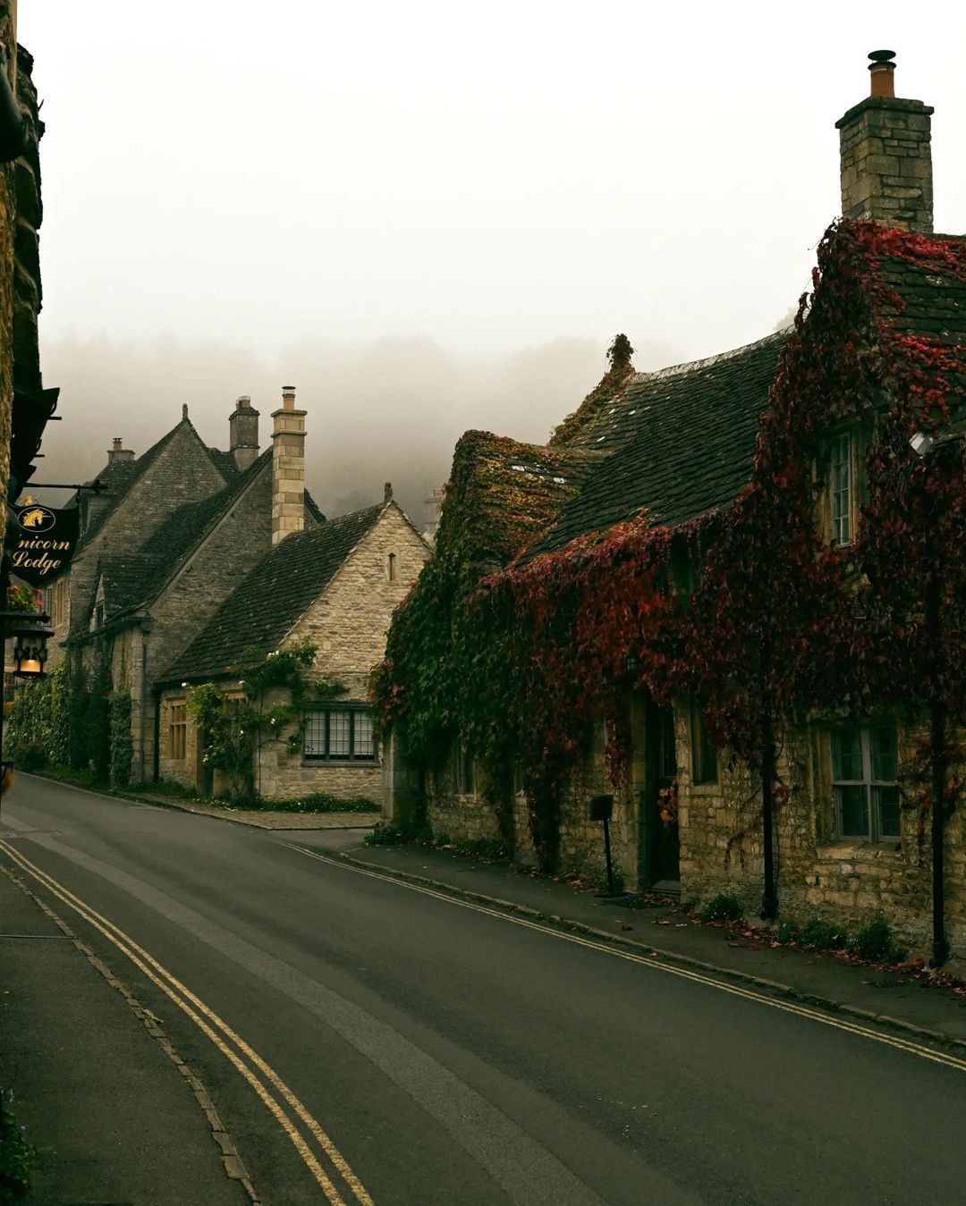 𝒏𝒆𝒊𝒈𝒉𝒃𝒐𝒓𝒉𝒐𝒐𝒅