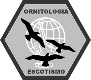 ⇢ especialidade em ornitologia ⇠