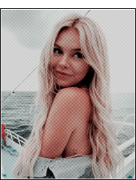 ✱
