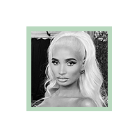 Pia Mia, Characters&reg;