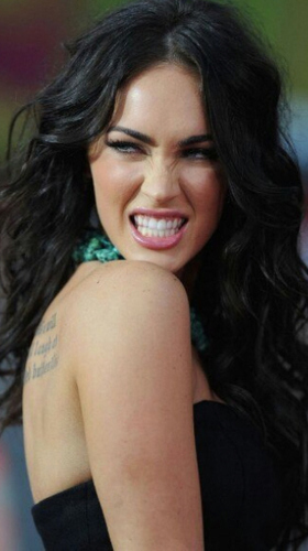 LOBOS E LOBAS PROVOCANTES