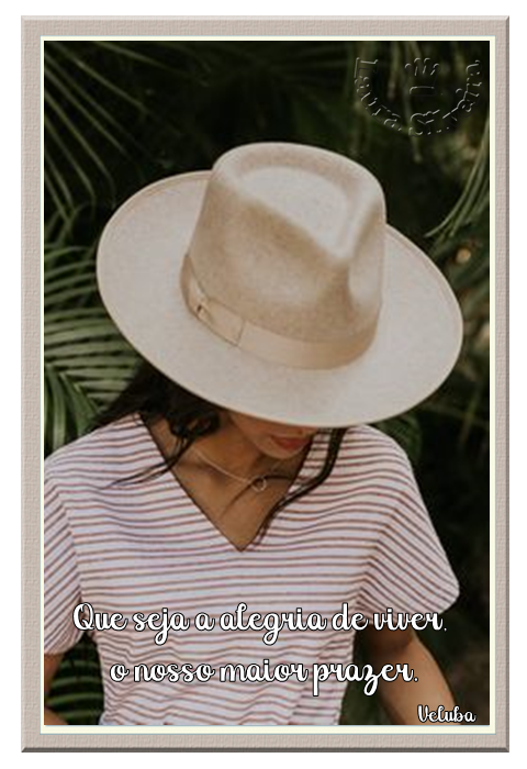 clara-silveira5ff897c1b4aab.png
