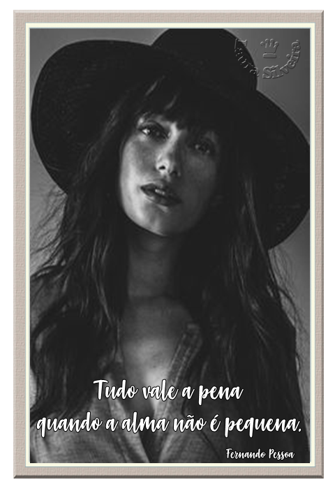 clara-silveira6018616b2c1df.png