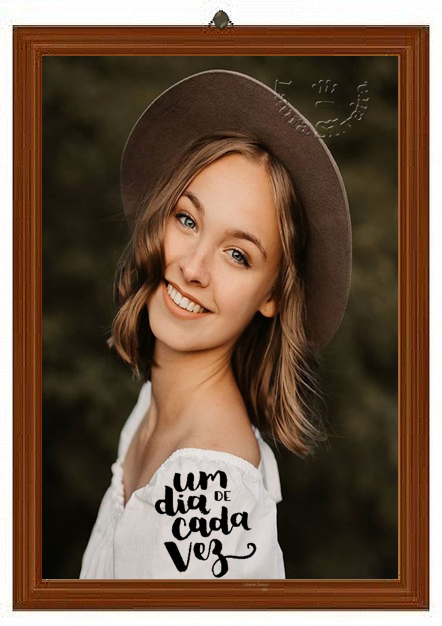 clara-silveira614b52883493d.png