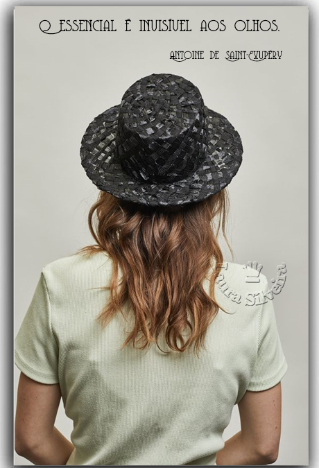 laura-2641b36328c273.png