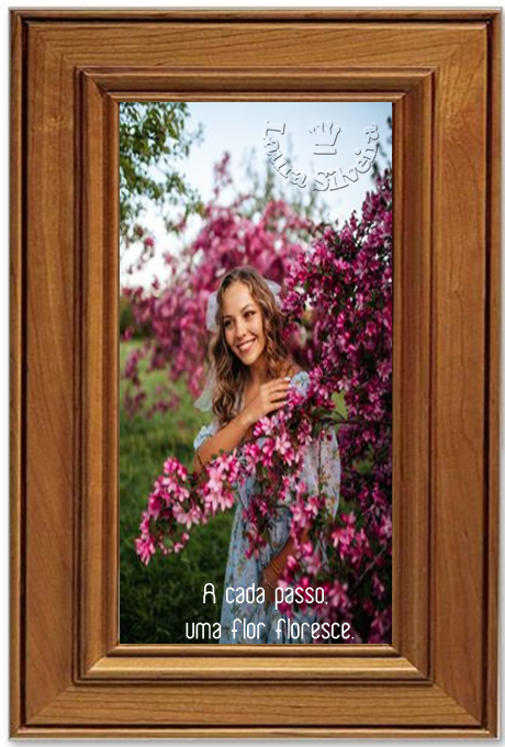 laura-2649efb288d9ae.png